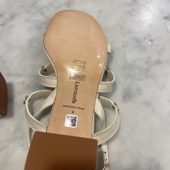 Larroudé Harmony Block Heel Sandals White w/ Gold Sz 9 - Picture 12 of 16